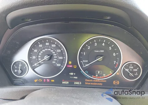 2015 BMW 328I xDrive z USA, uszkodzony, nr VIN WBA3B5G58FNS20369